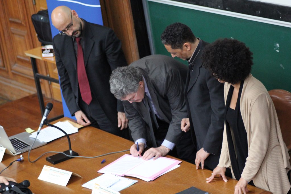 signature convention panthéon CM98